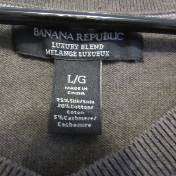 Banana Republic Luxury Blend Silk Cashmere V Neck Pull Over Sweater Men'… - Picture 2 of 8